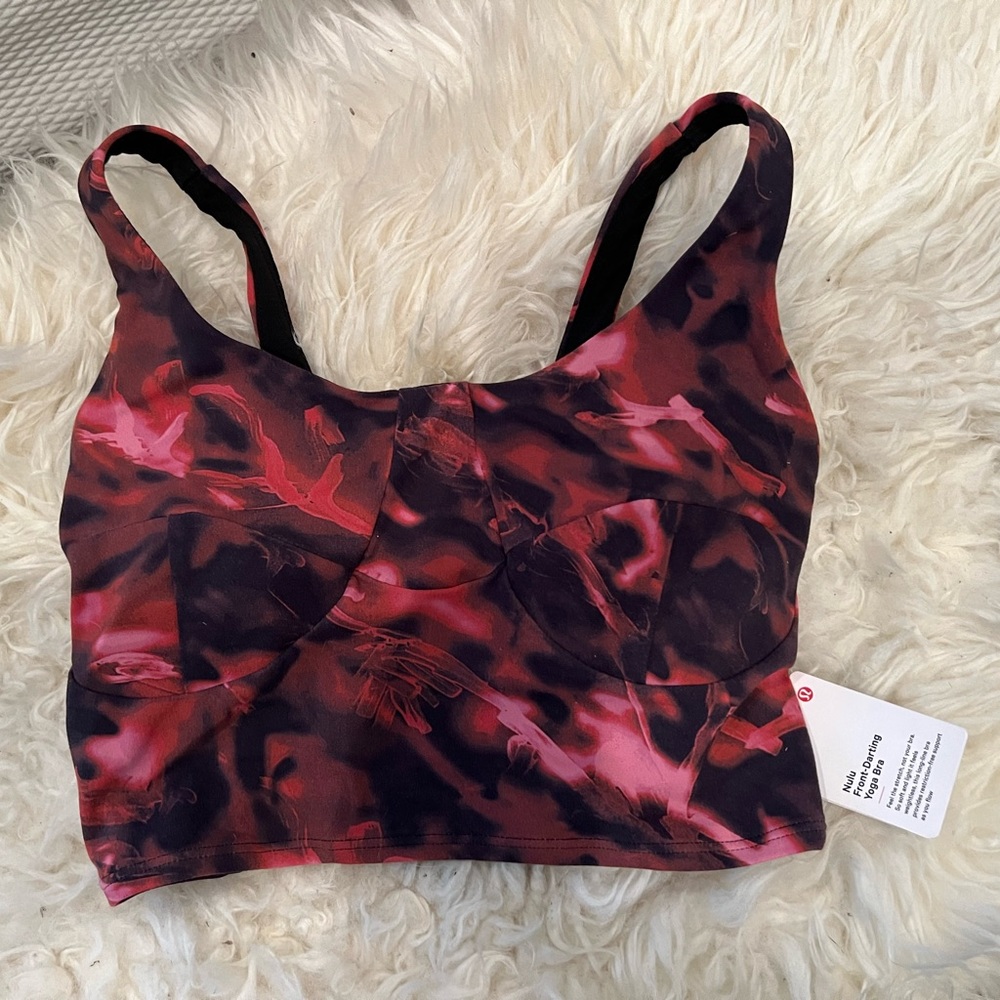 Lululemon front-darting yoga bra pink size 2 nulu